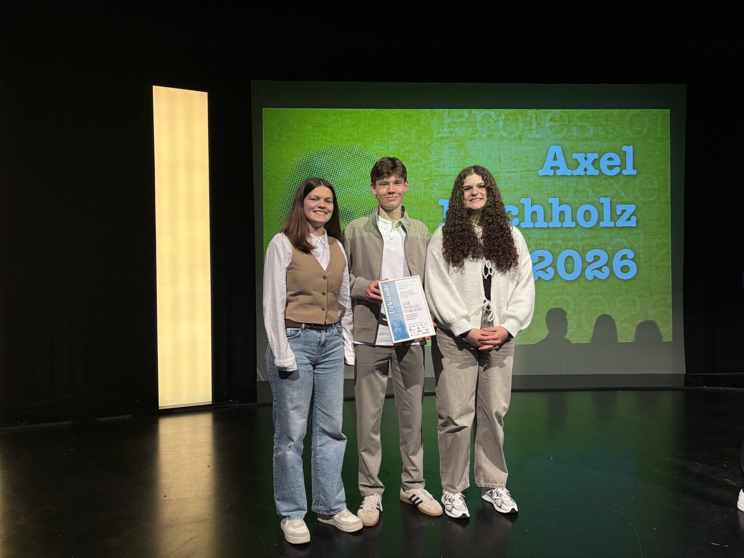 Großer Erfolg für die Schülerzeitung "Cuss" des Cusanus-Gymnasiums beim Axel-Buchholz-Preis 2026!